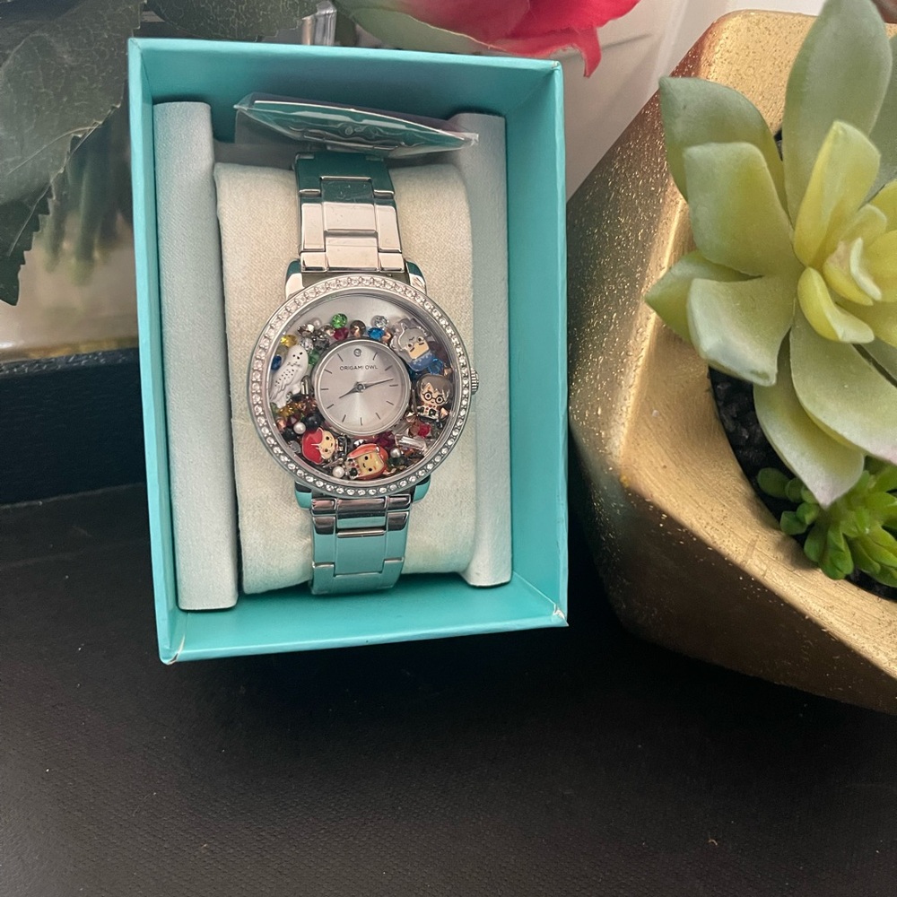 Origami owl-Harry potter floating watch